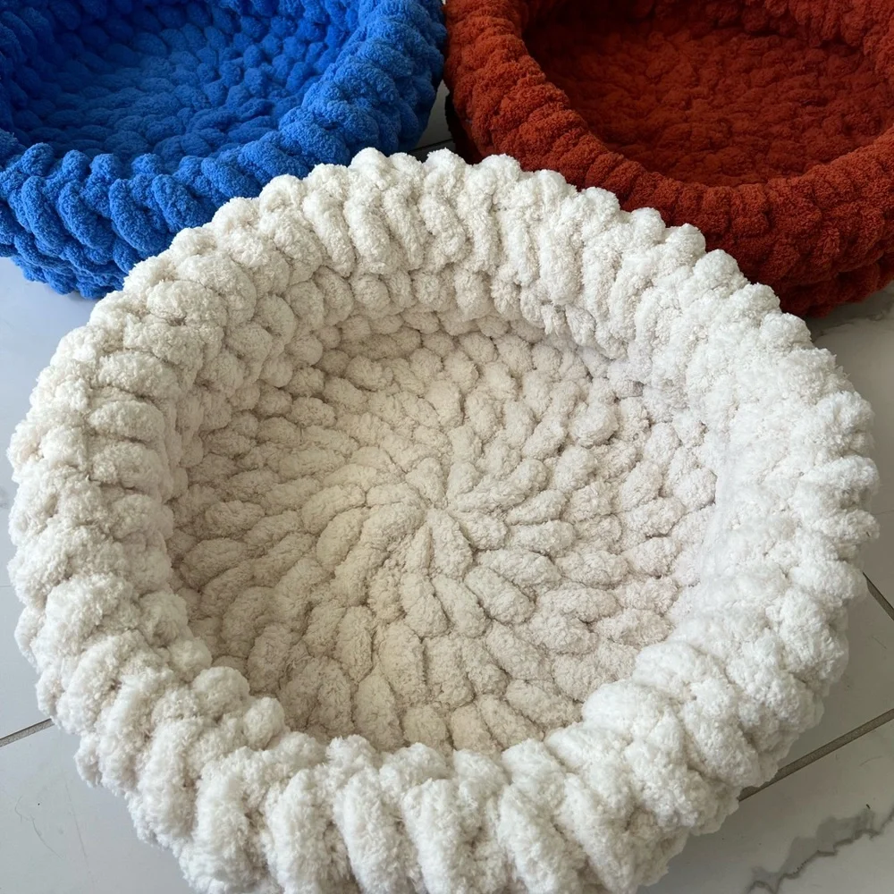 Handmade Super Soft Chenille Pet Basket